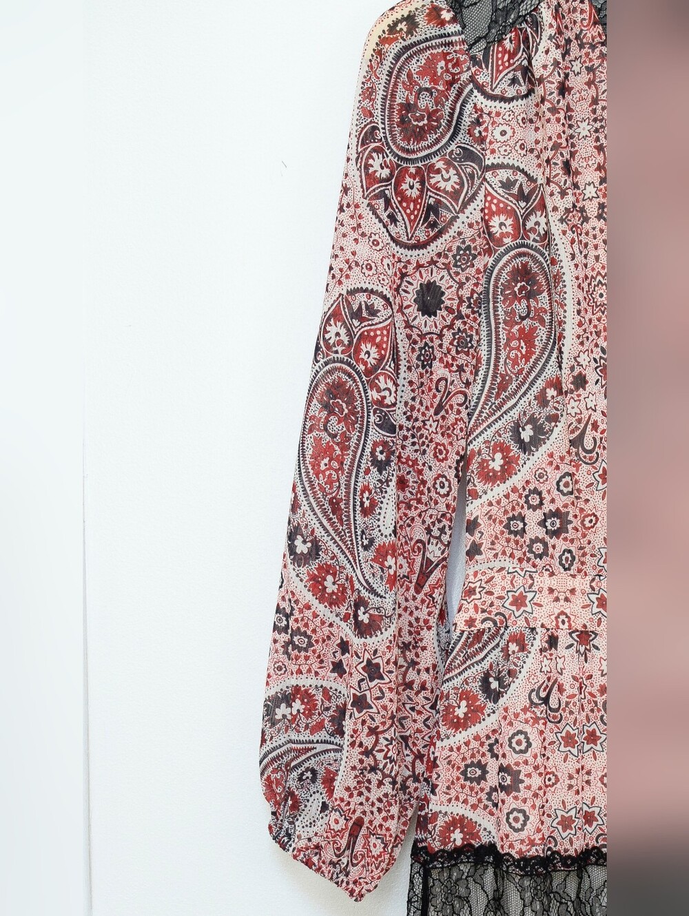 Alice + Olivia Daren Floral Paisley Maxi Dress Tiered Lace Red Black Sz 0 Boho - Picture 9 of 16